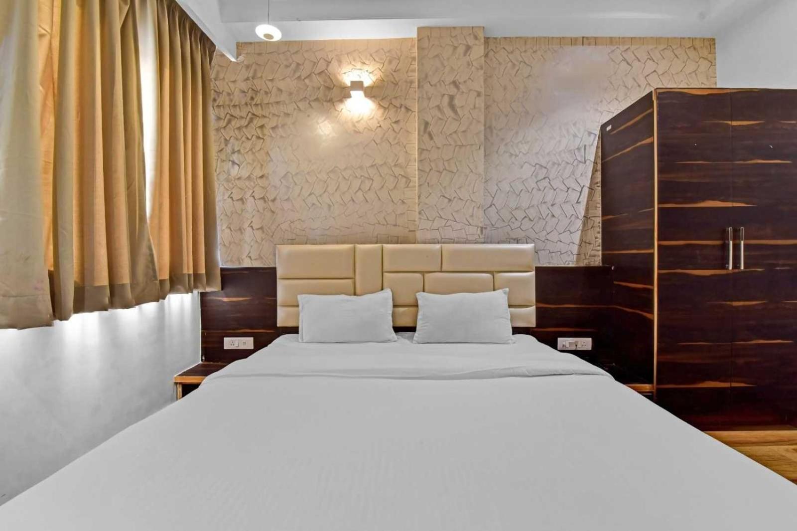 Collection O Hotel Karma Inn Τζαϊπούρ Εξωτερικό φωτογραφία
